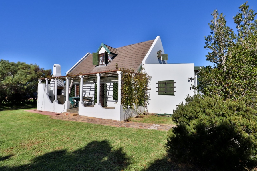 10 Bedroom Property for Sale in Aalwyndal Western Cape